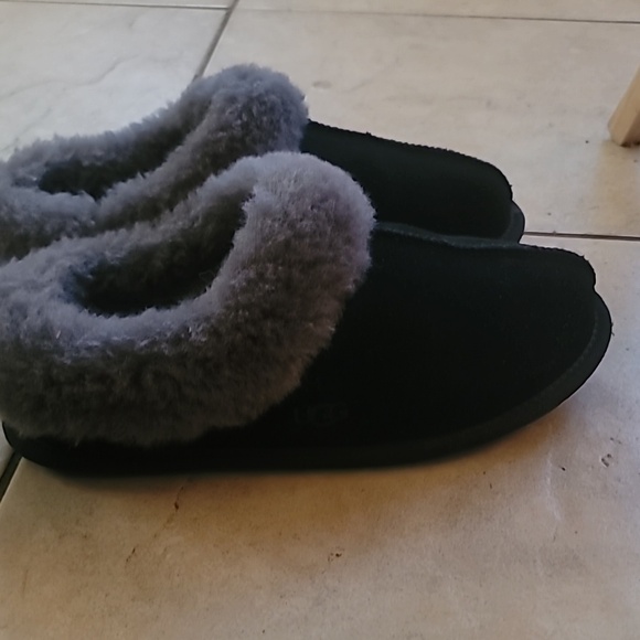 Uggs Moraene fur Slippers SZ 8 - Picture 10 of 10